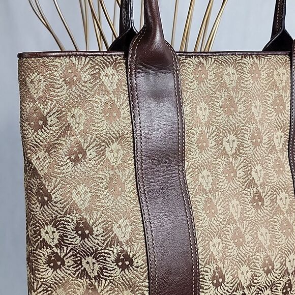 Anne Klein Roomy Double Strap Tote Shoulder Bag - Picture 6 of 12